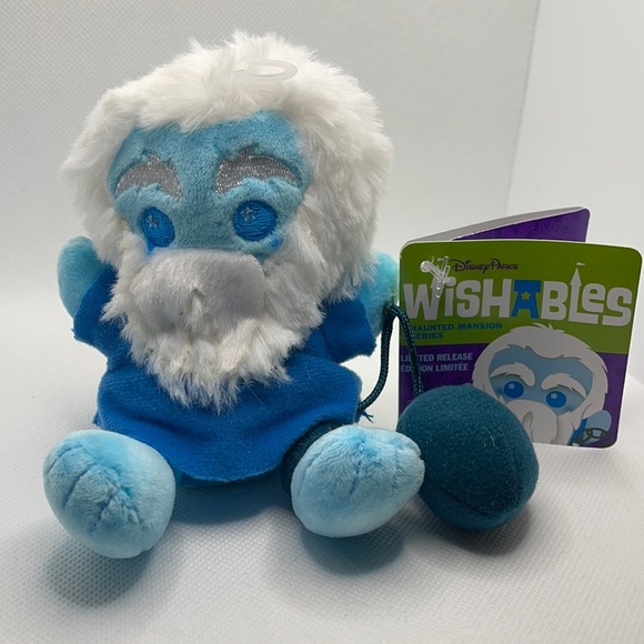 Disney Whishables haunted mansion Gus the hitchhiking ghost. NEW with tags!